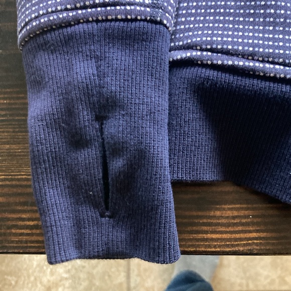 Lululemon scuba zip size 4 - Picture 5 of 6